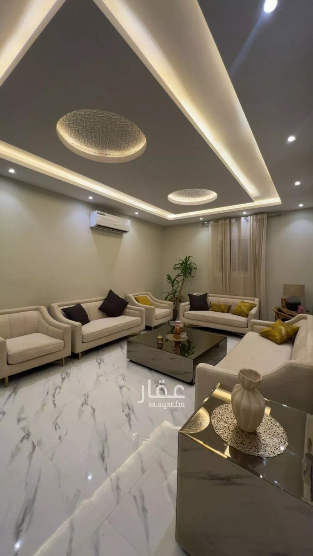 2 bedroom floor in Al Narjis 1