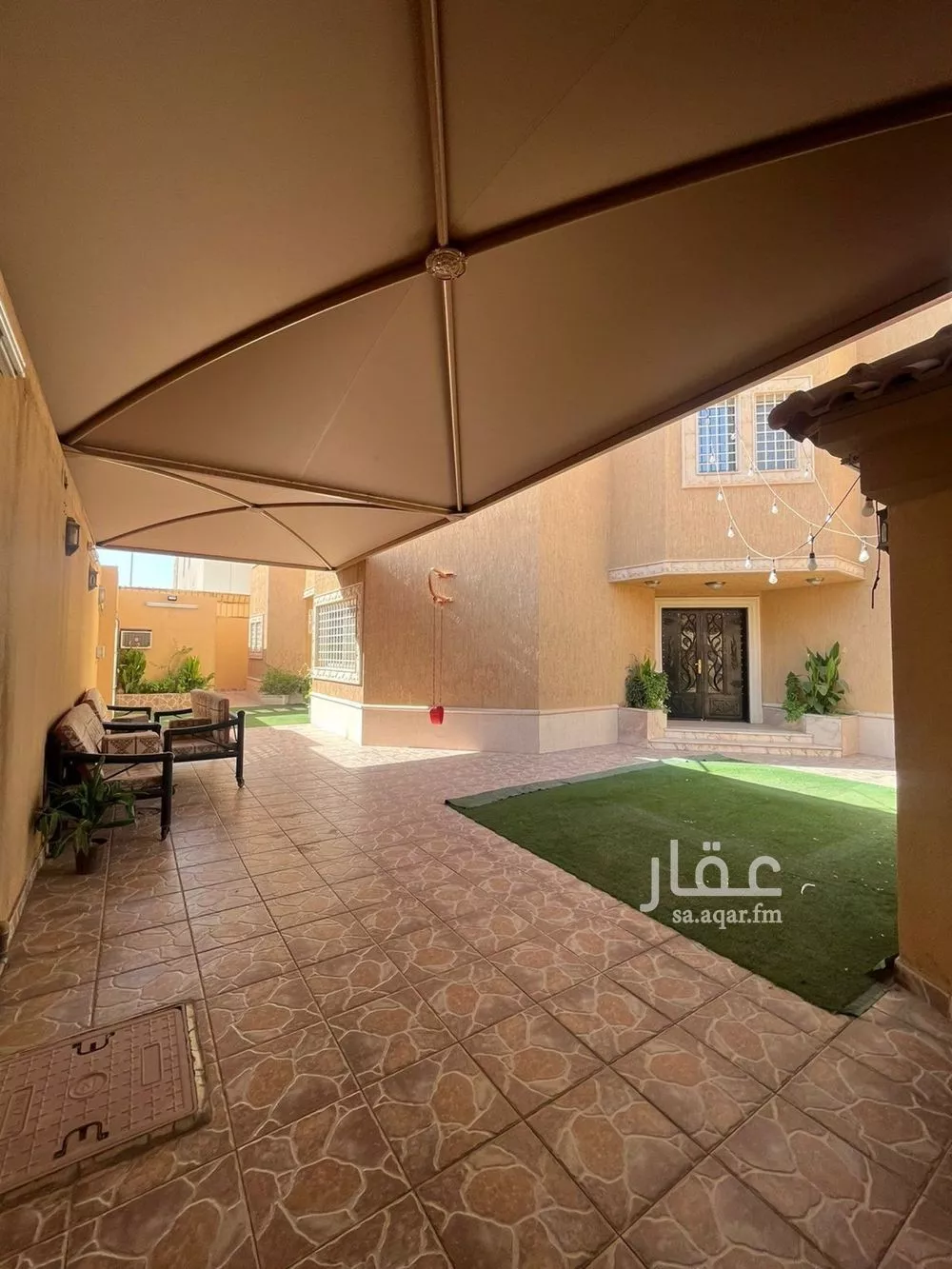 7 bedroom villa in Al Zahrah 2