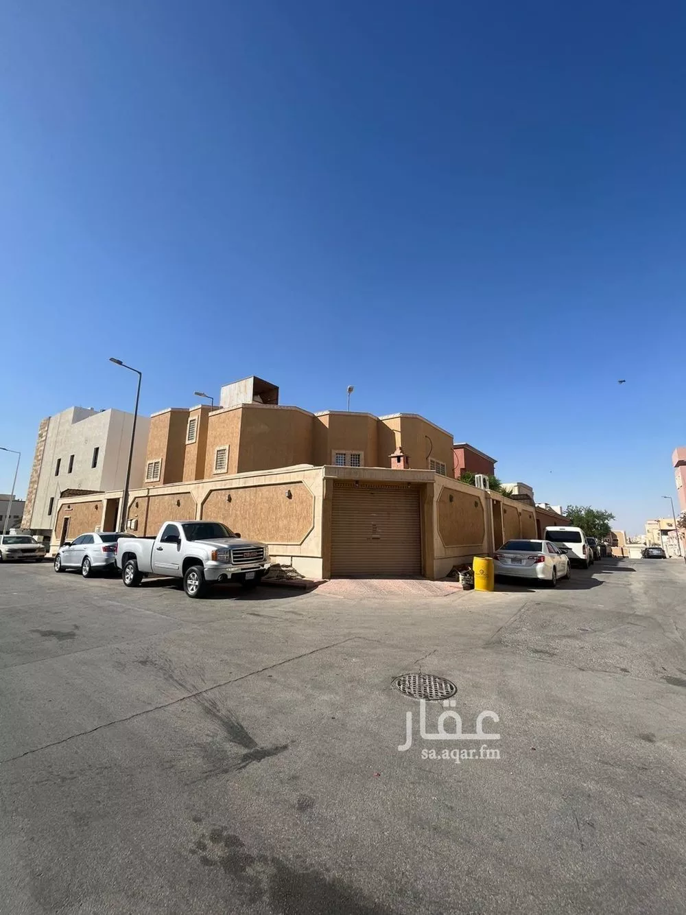 7 bedroom villa in Al Zahrah 4