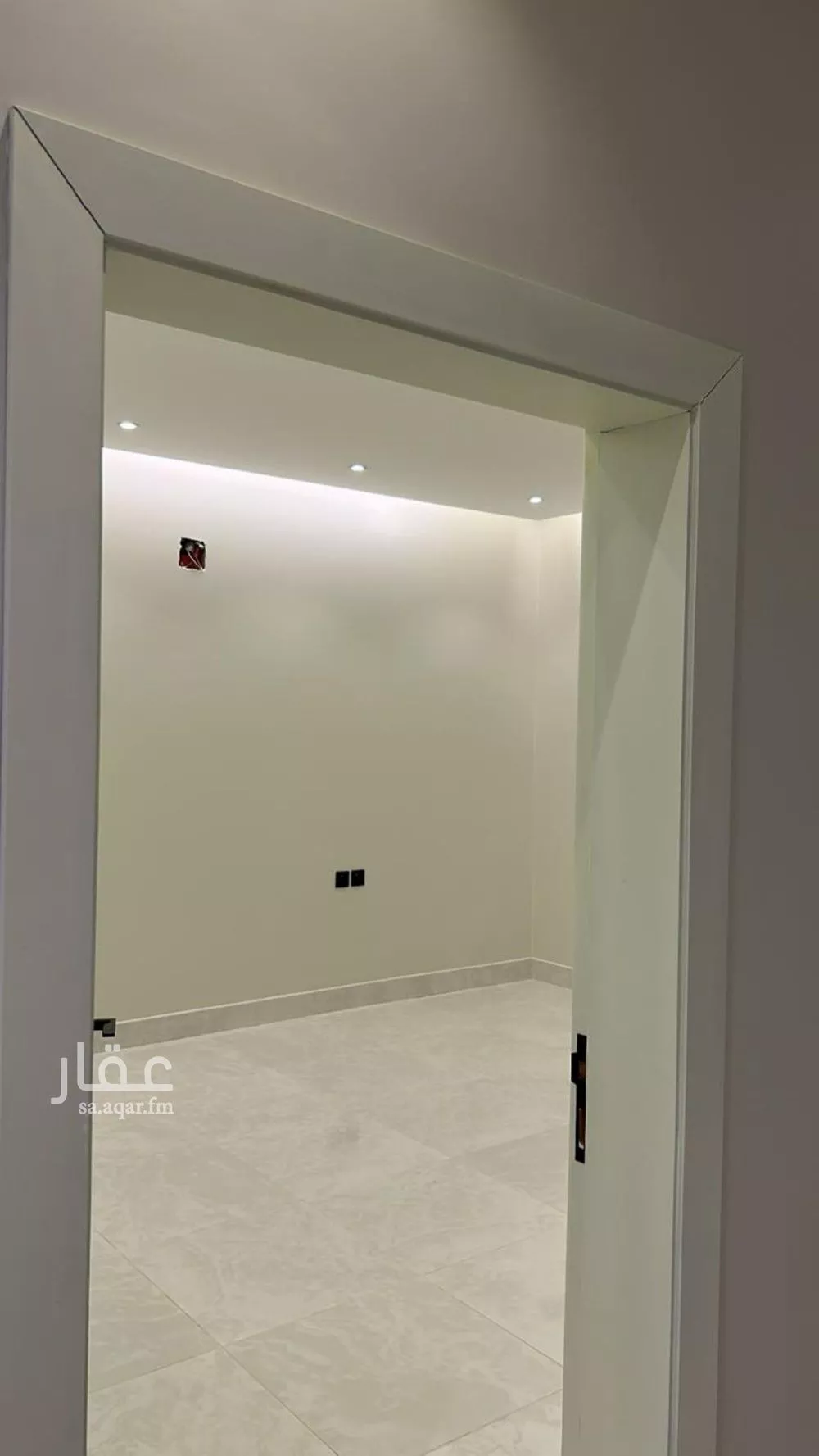 شقة 3 غرف في النرجس 4