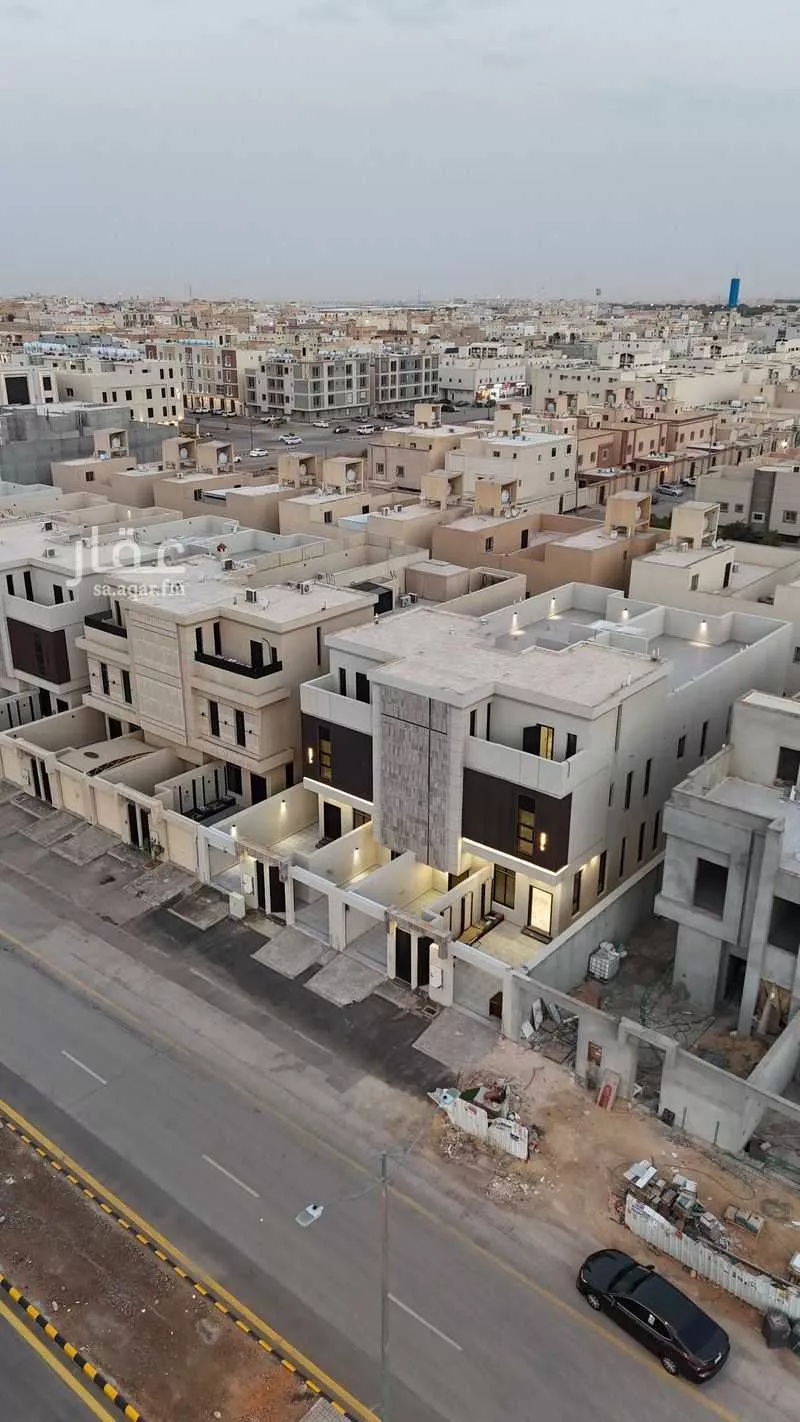 فيلا 6 غرف في عكاظ 4