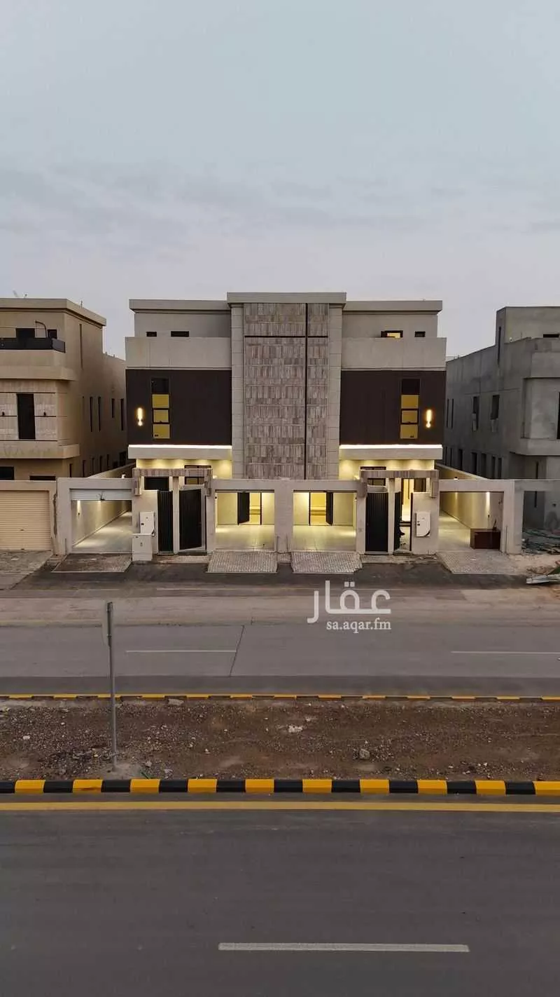 فيلا 6 غرف في عكاظ 3