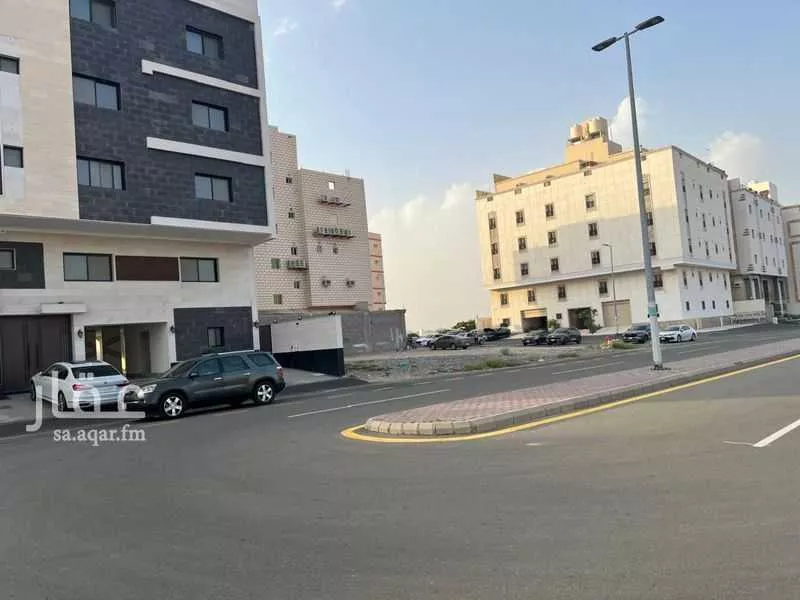 أرض 737 م² في الملك فهد 1