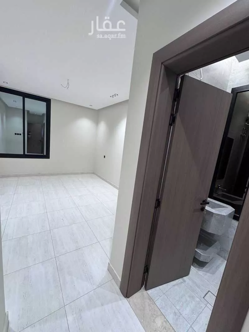 شقة 4 غرف في الروضة 3