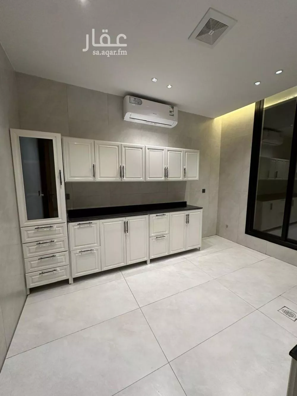 5 bedroom duplex in Al Mahdiyyah 2