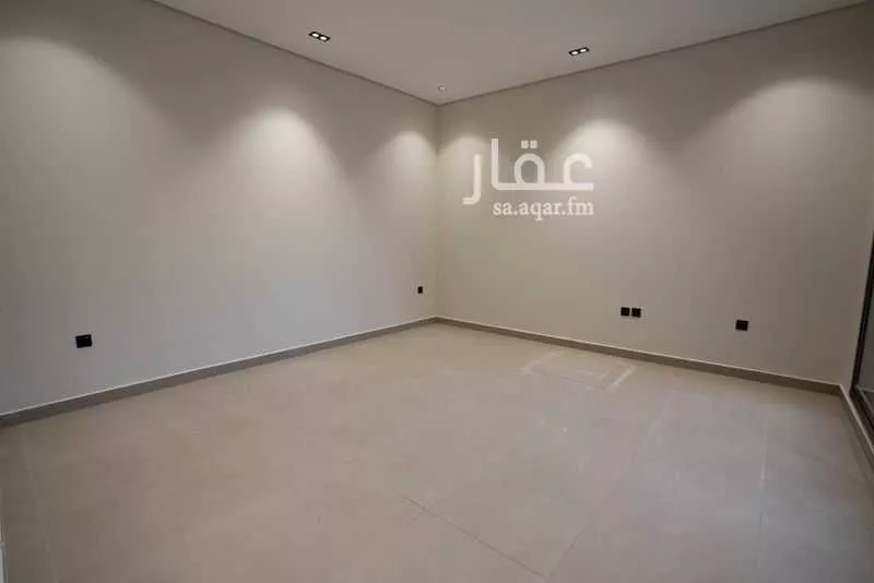 فيلا 4 غرف في الفاروق 3