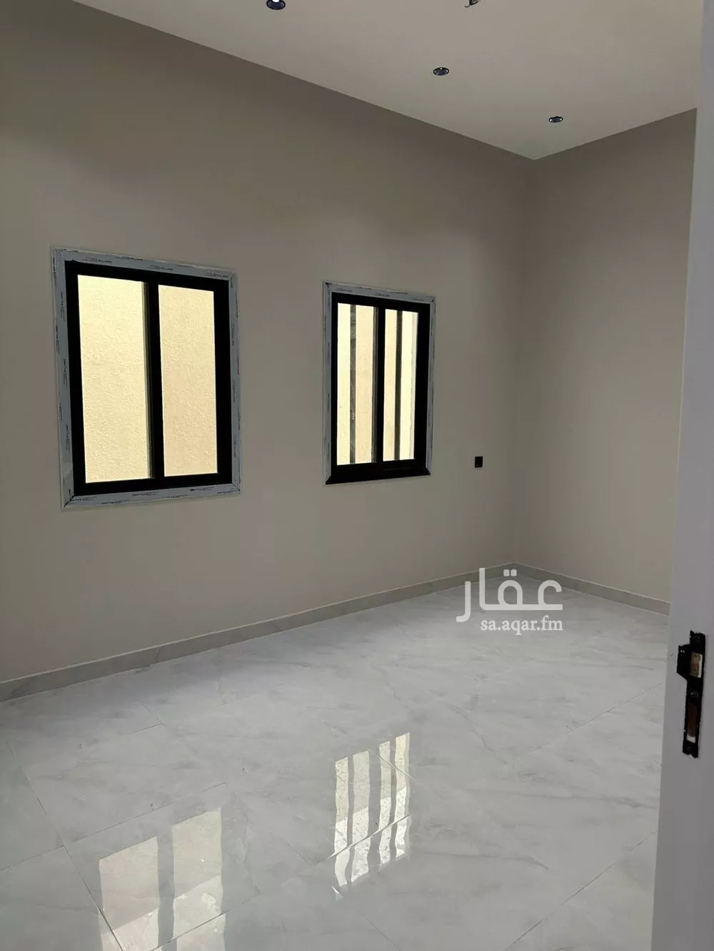 فيلا 7 غرف في ظهرة لبن 3