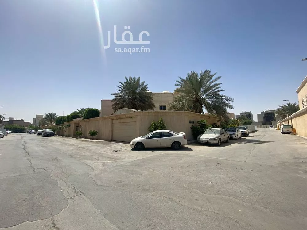 أرض 842 م² في المروج 3