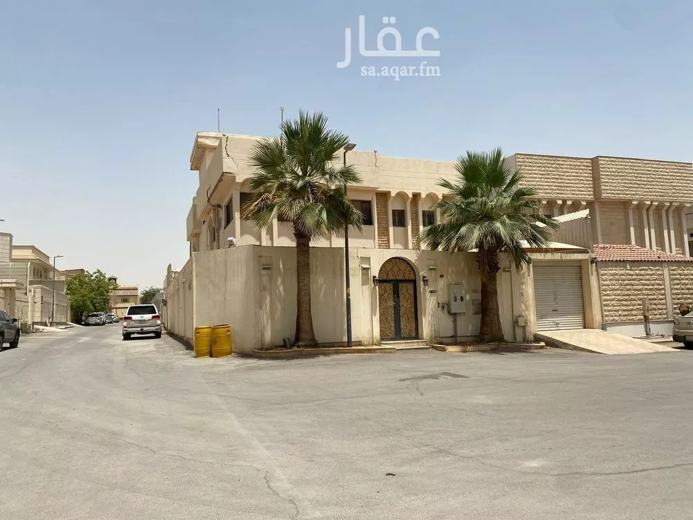 6 bedroom villa in King Fahd