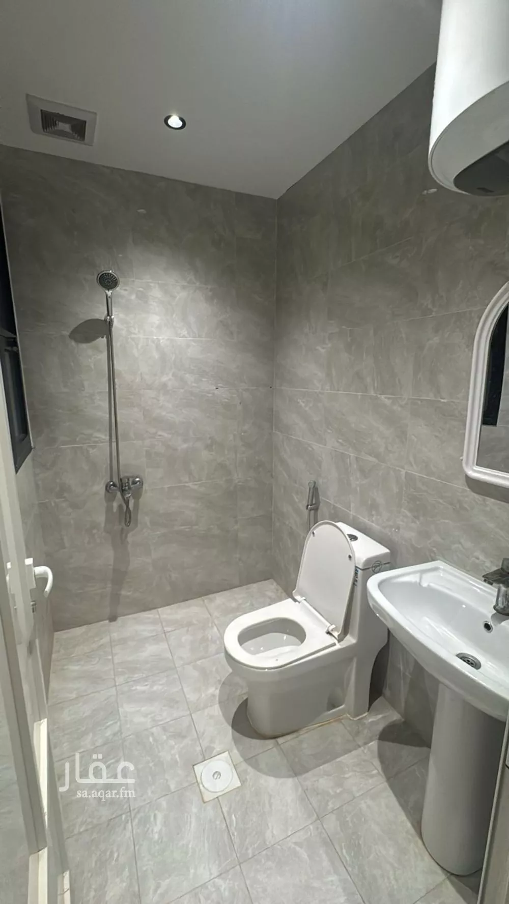 شقة 1 غرف في الضباب 1