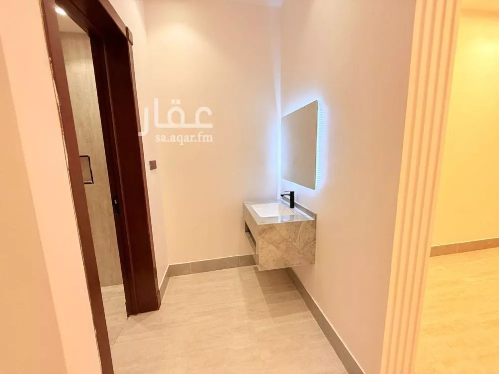 4 bedroom apartment in Okaz, Riyadh 9