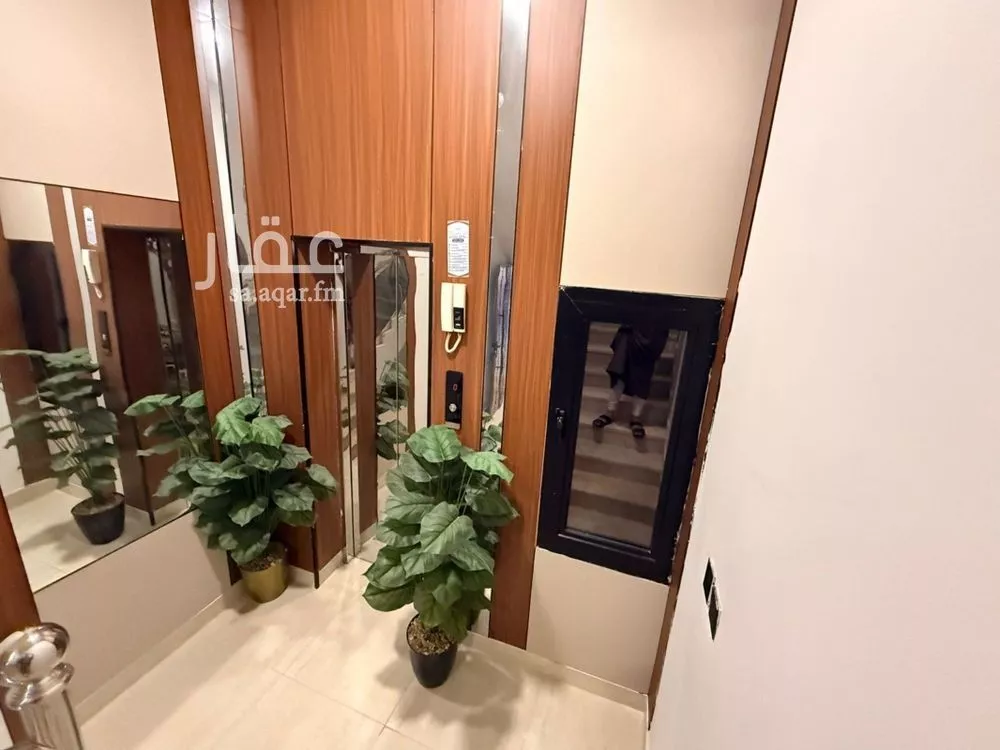 4 bedroom floor in Ad Dar Al Baida 3