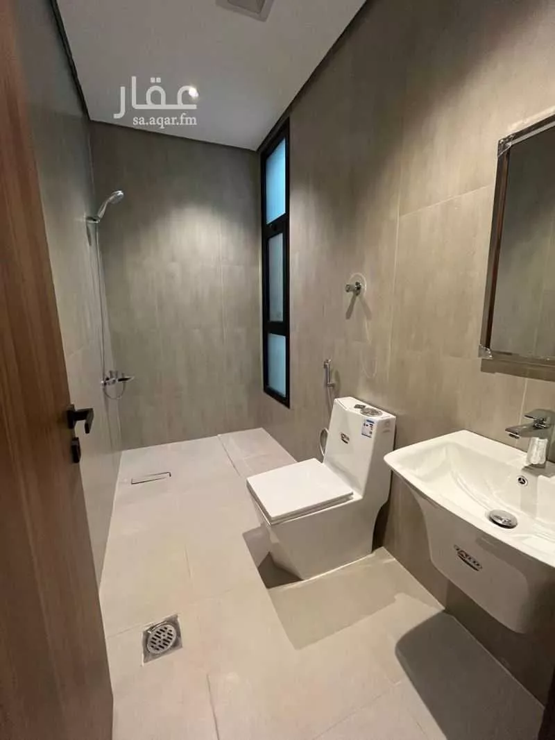 شقة 4 غرف في السيف 5