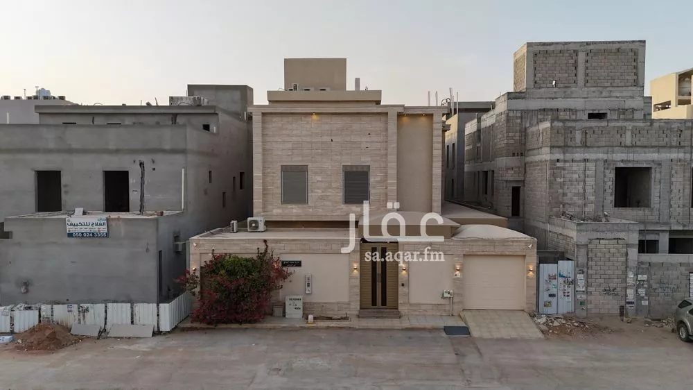 6 bedroom villa in Al Narjis 1
