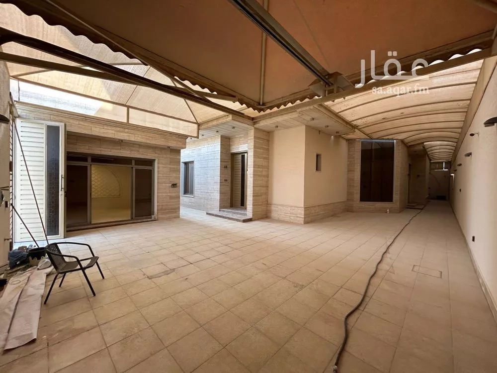 6 bedroom villa in Al Narjis 2
