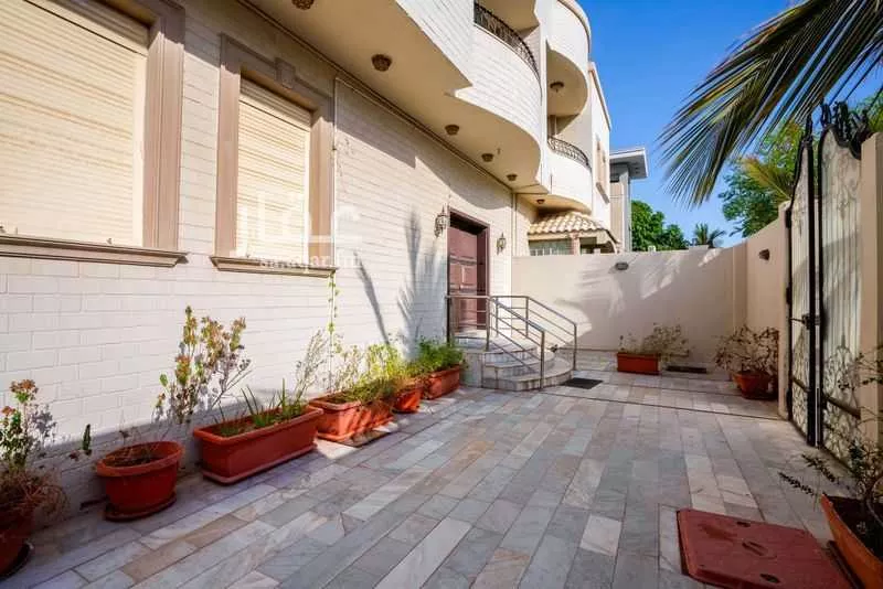 فيلا 6 غرف في المحمدية 3