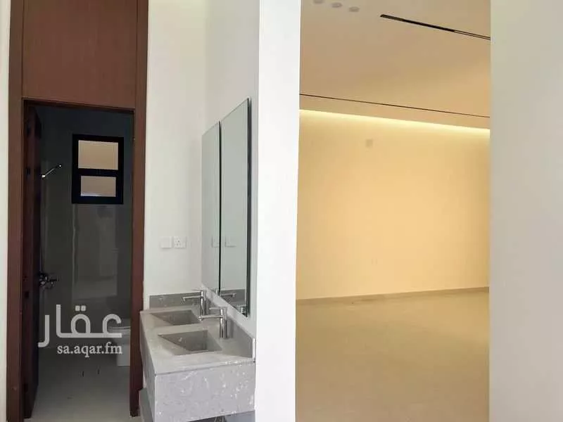 فيلا 7 غرف في الجنادرية 4