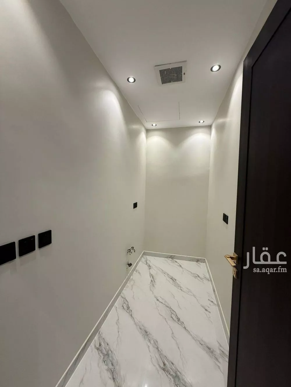 3 bedroom floor in As Suwaidi 5