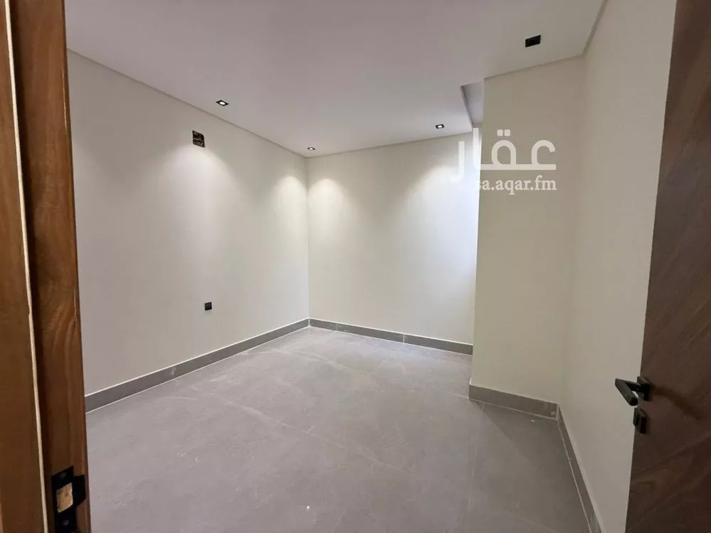 فيلا 5 غرف في طويق 5