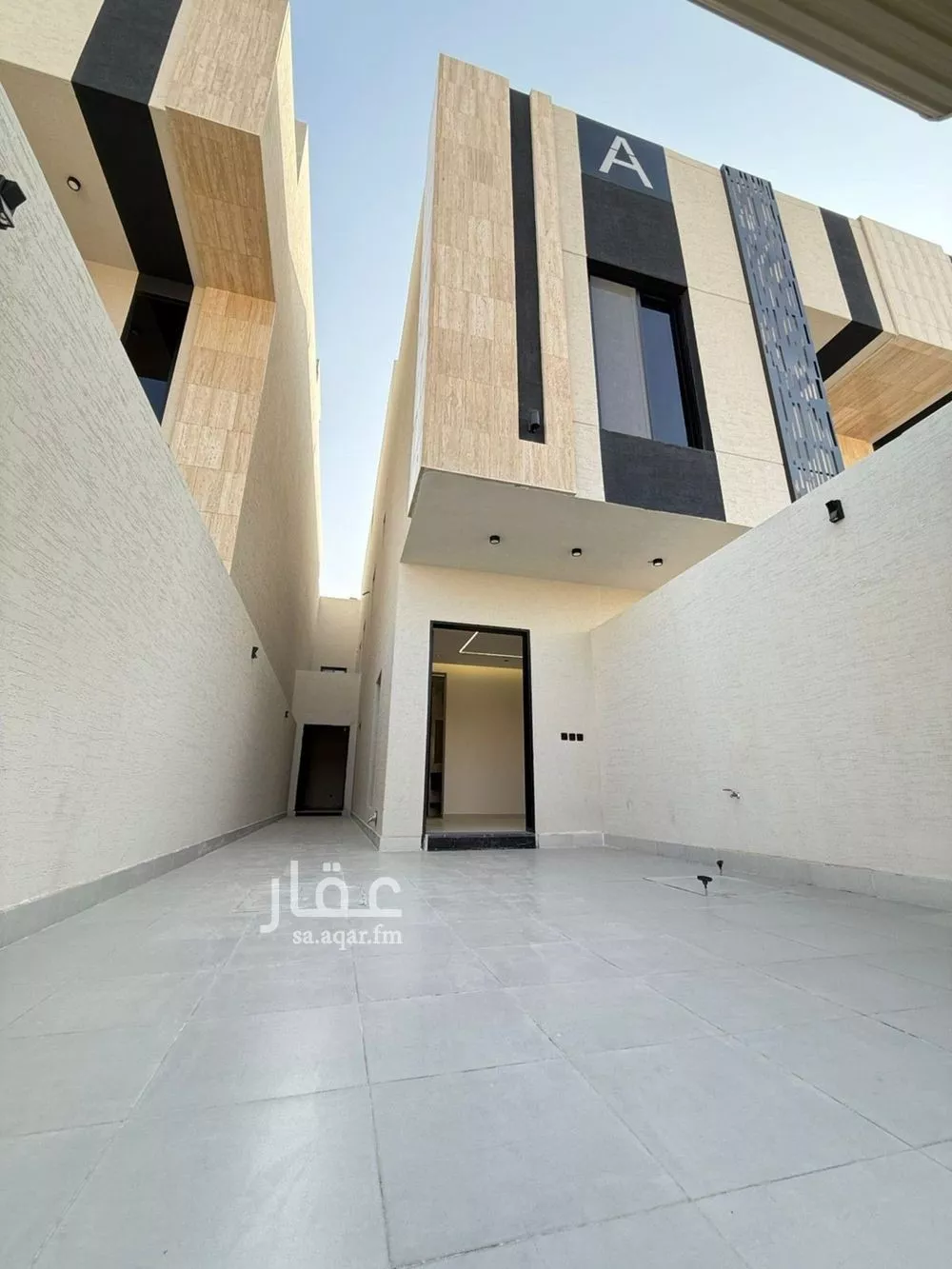 3 bedroom floor in Tuwaiq 2