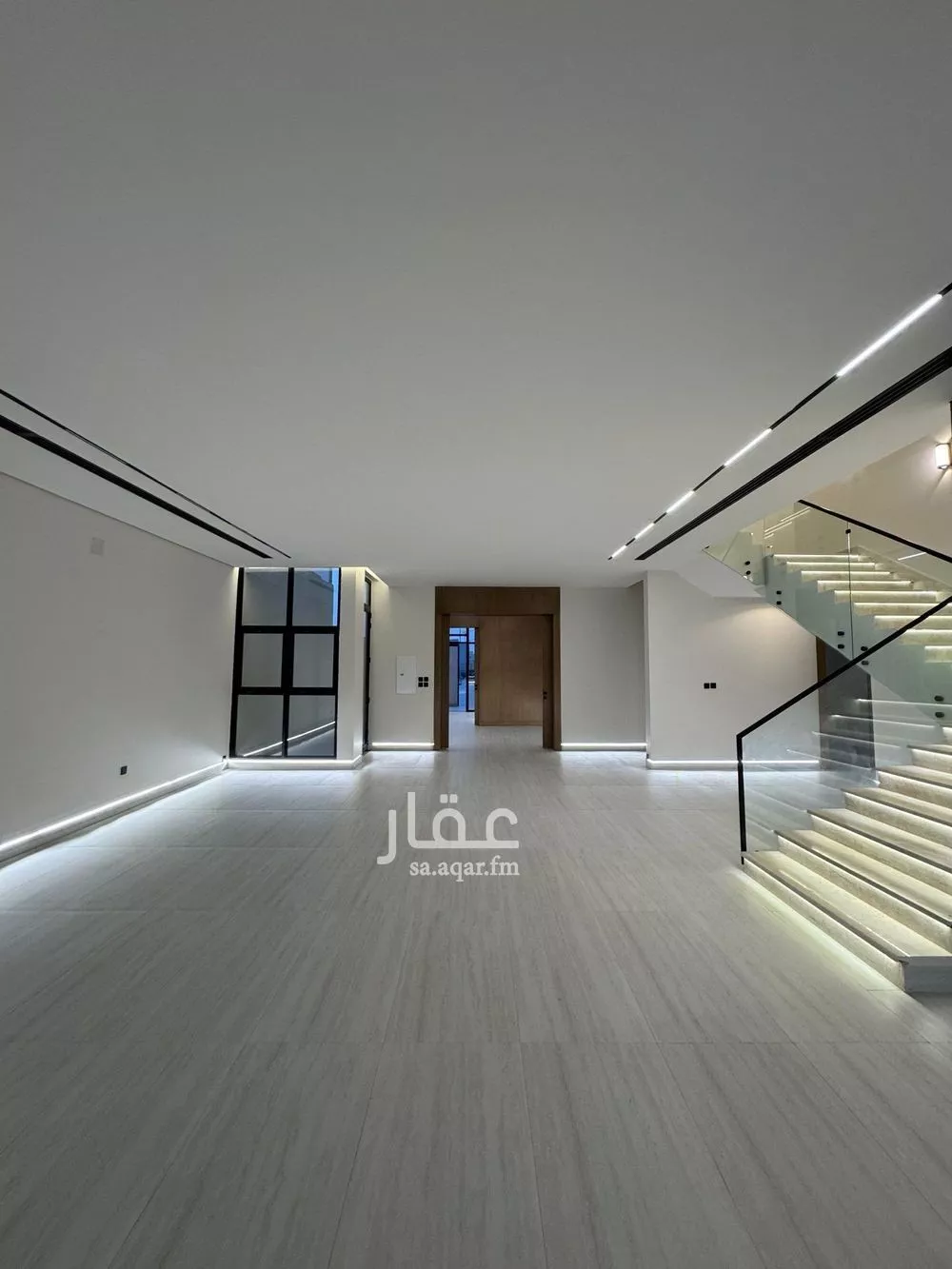 شقة 5 غرف في العارض 5