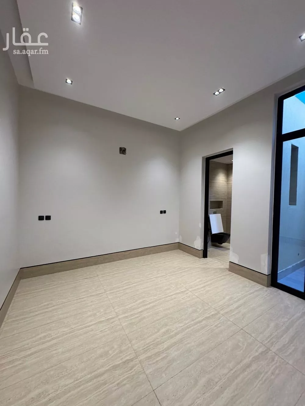 دور 3 غرف في العارض 5