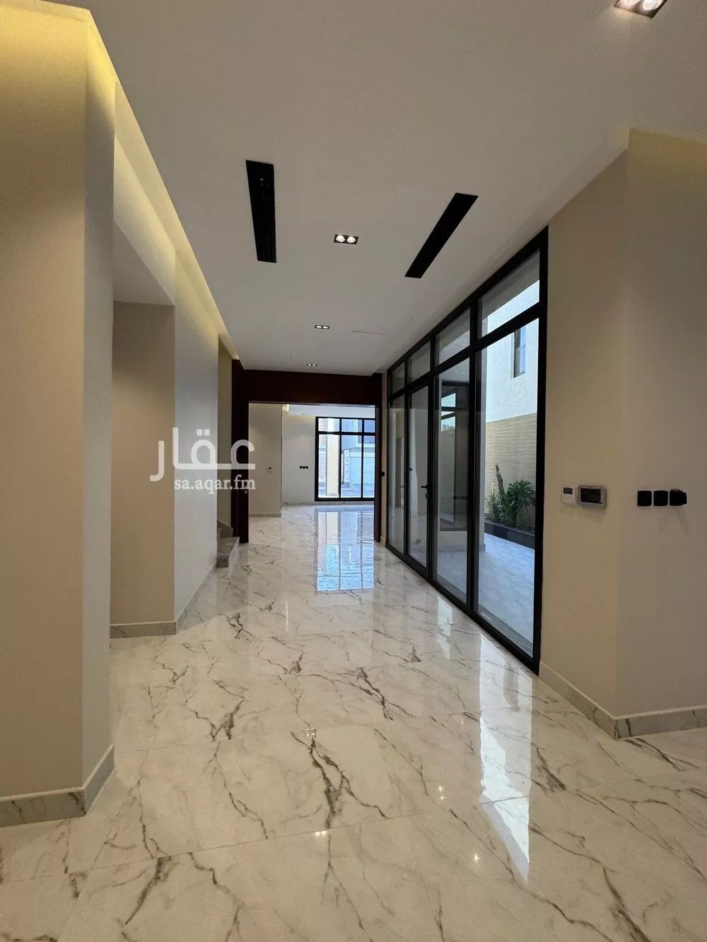 فيلا 4 غرف في النرجس 4