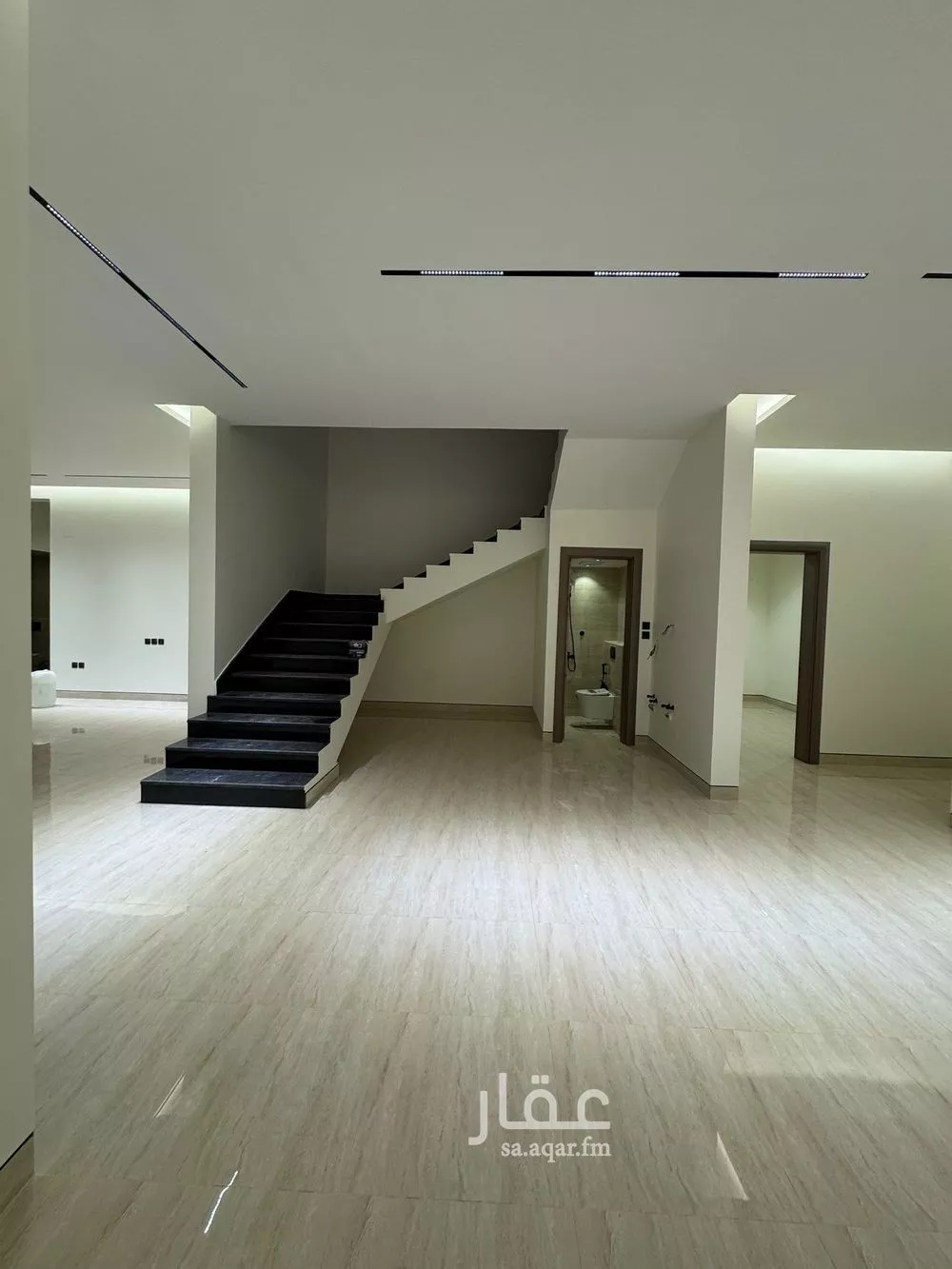 فيلا 4 غرف في النرجس 3