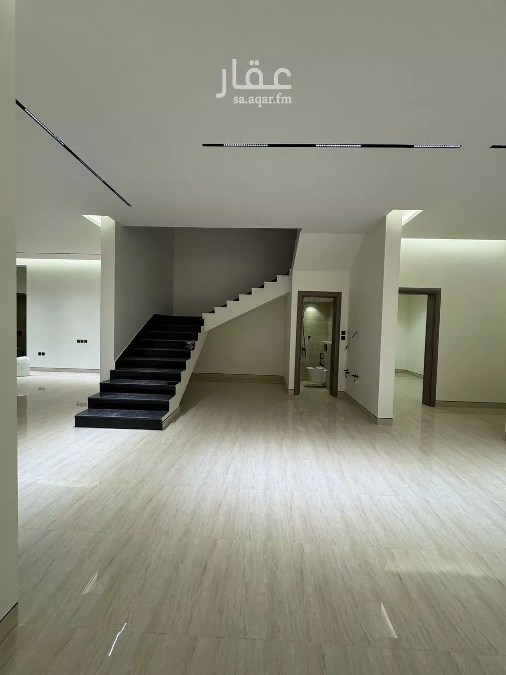 فيلا 4 غرف في النرجس 5