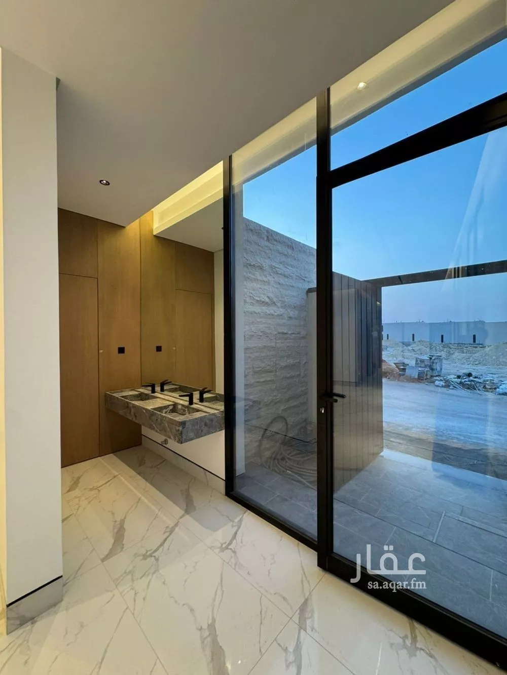 فيلا 5 غرف في النرجس 2