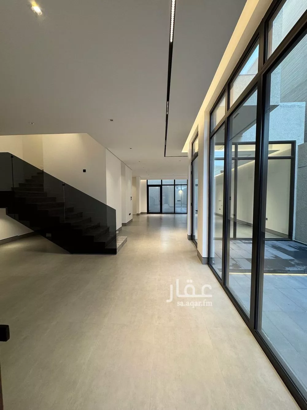 فيلا 4 غرف في النرجس 5