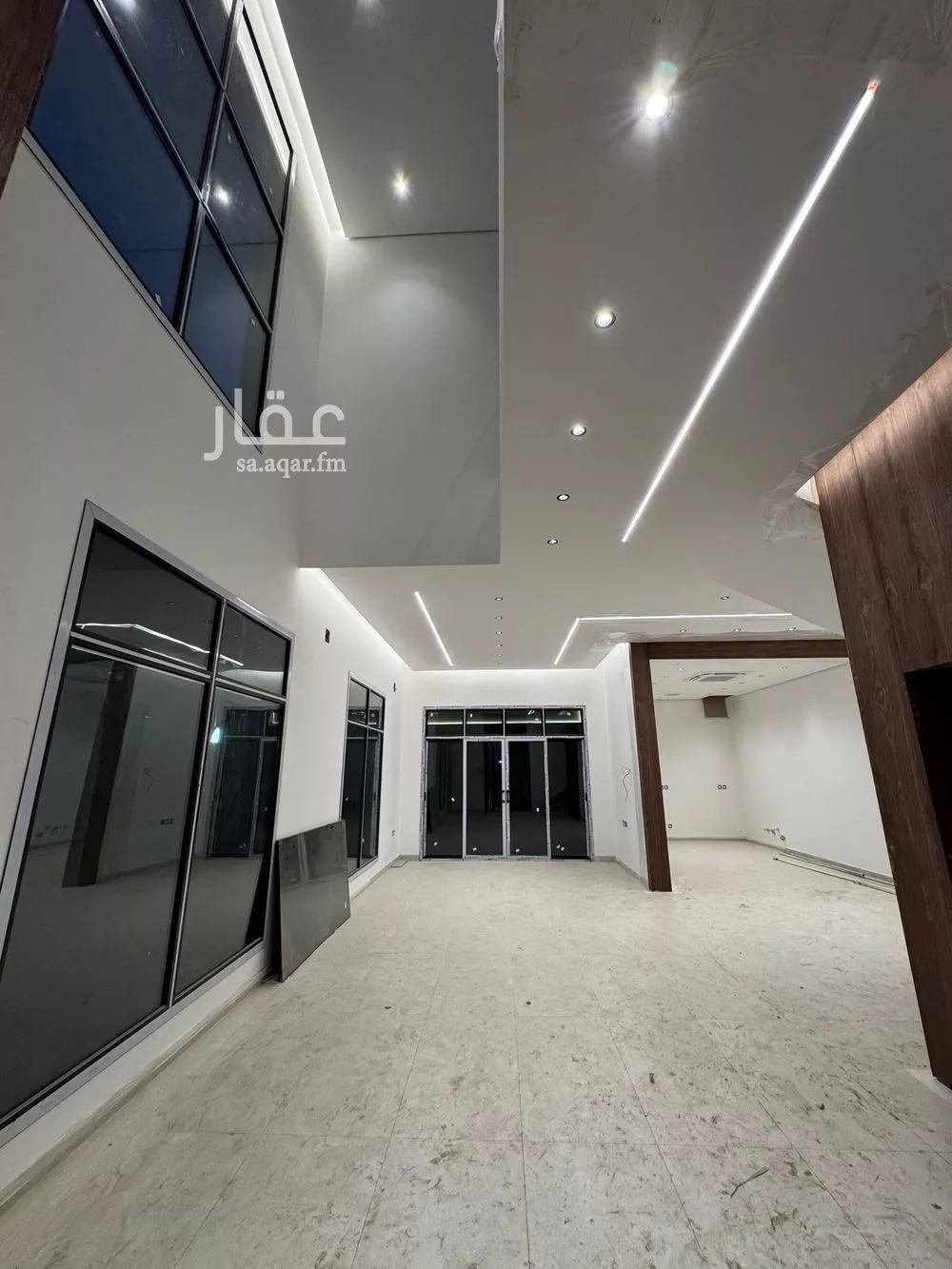 فيلا 5 غرف في العارض 4