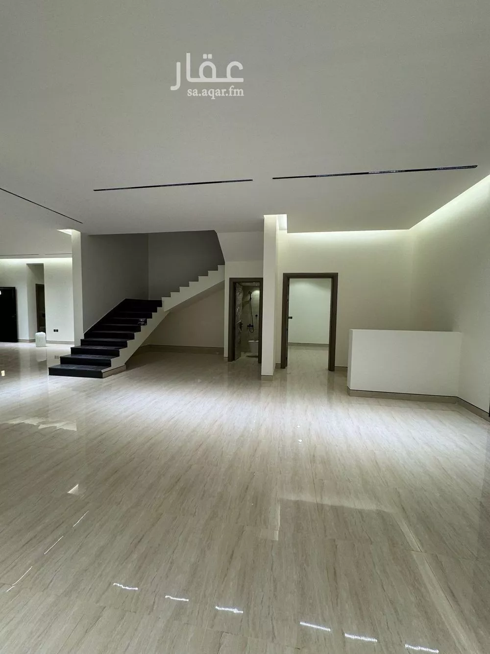 فيلا 4 غرف في النرجس 2