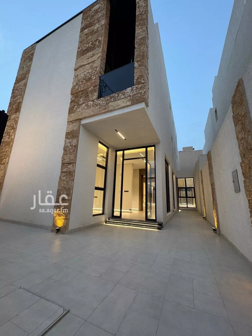 شقة 5 غرف في العارض 3