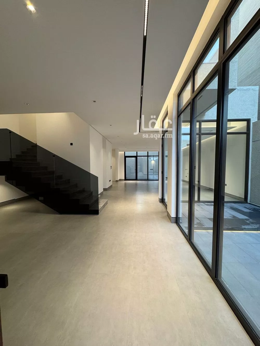 فيلا 4 غرف في النرجس 5