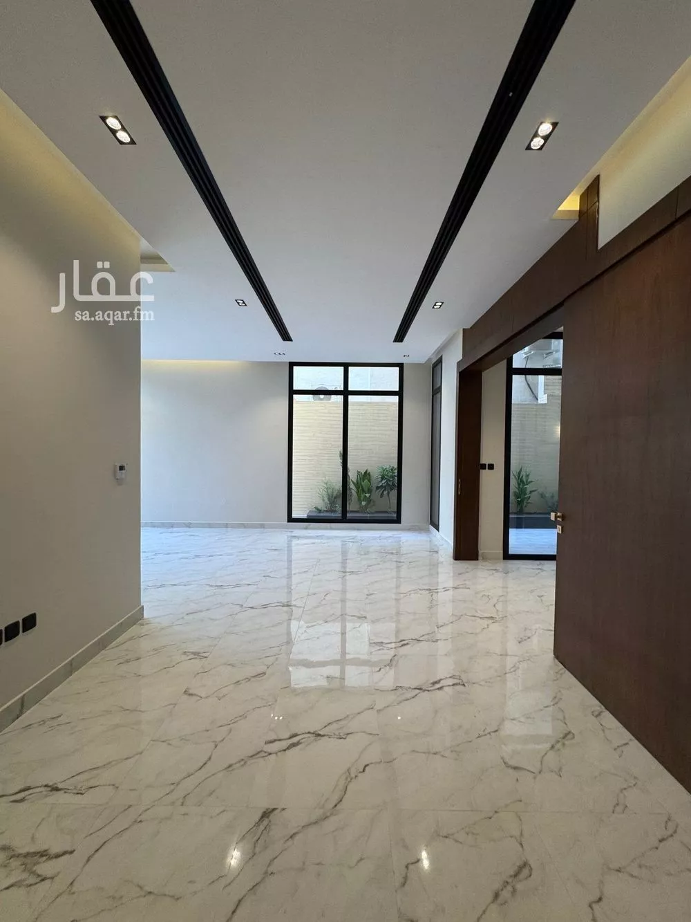 فيلا 4 غرف في النرجس 5