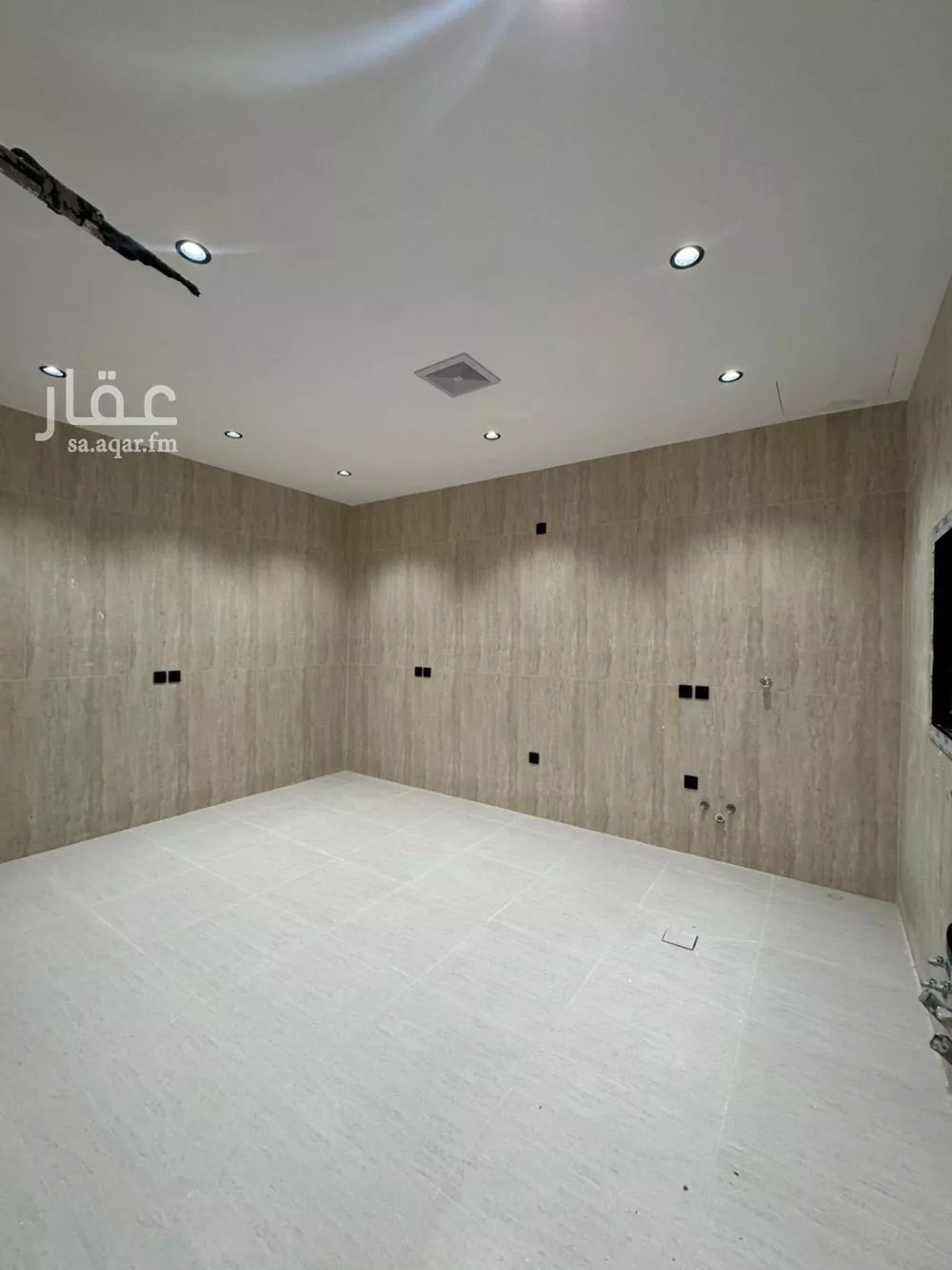 شقة 5 غرف في الدفاع 2