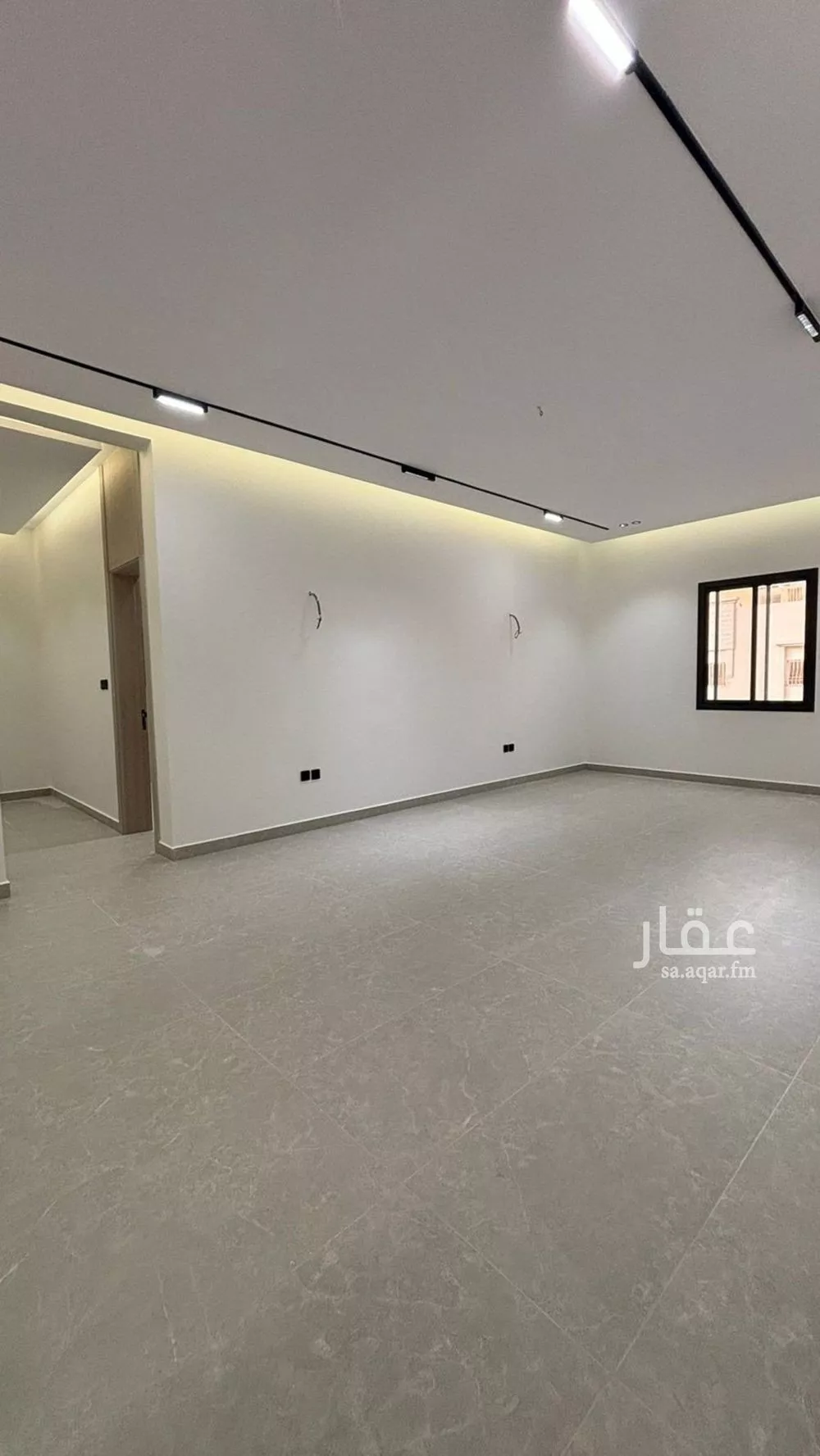 شقة 5 غرف في الدفاع 3