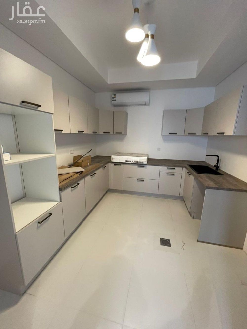 5 bedroom villa in Al Safaa, Riyadh 5