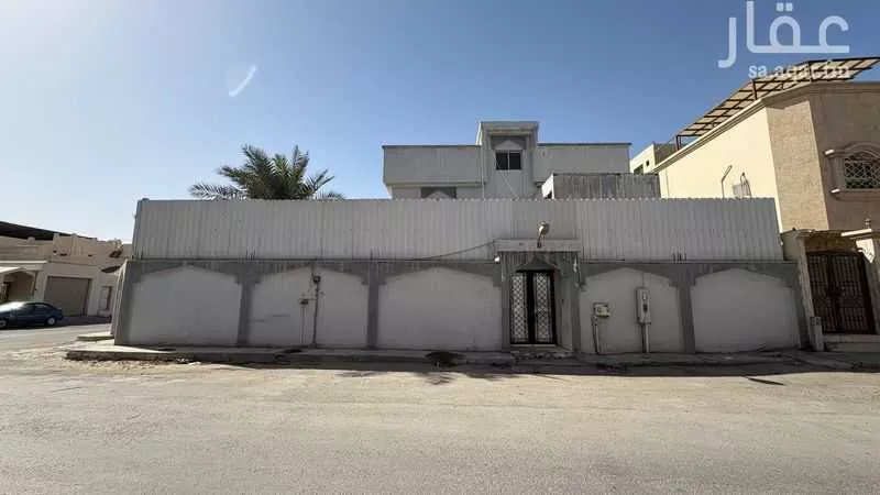 فيلا 7 غرف في احد 3