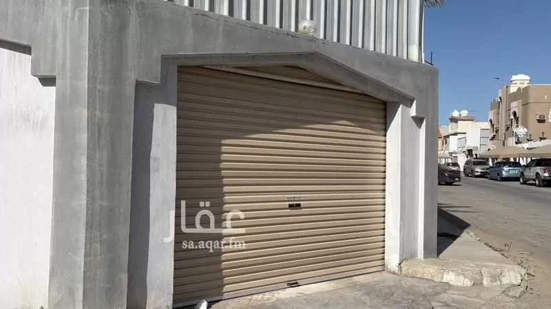 فيلا 7 غرف في احد 4