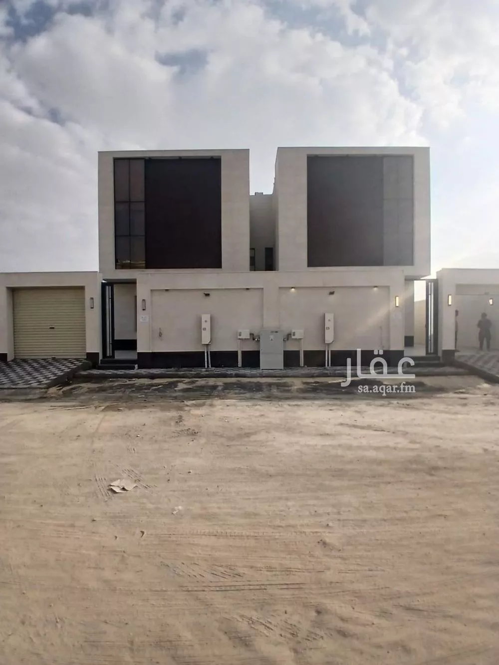 فيلا 8 غرف في ضاحية الملك فهد
