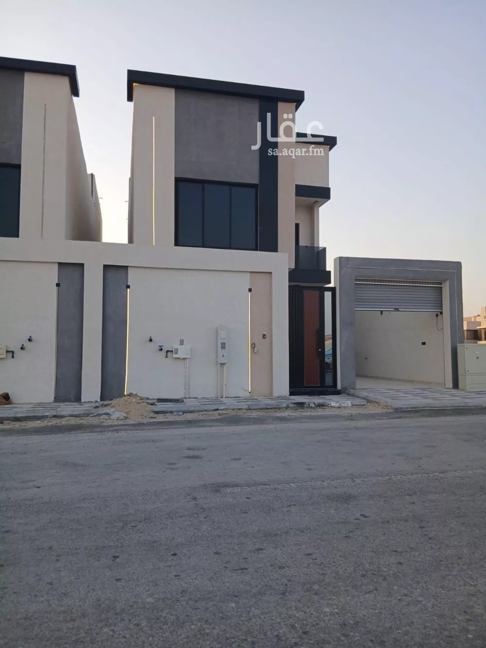 فيلا 9 غرف في الشعلة 3