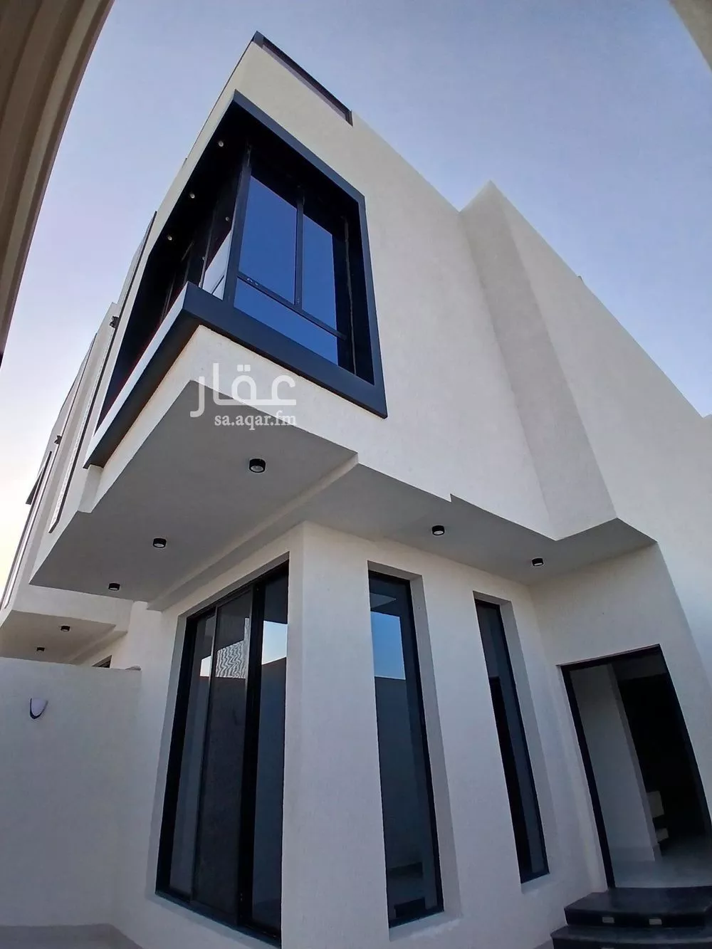 فيلا 8 غرف في الامواج، الدمام 5