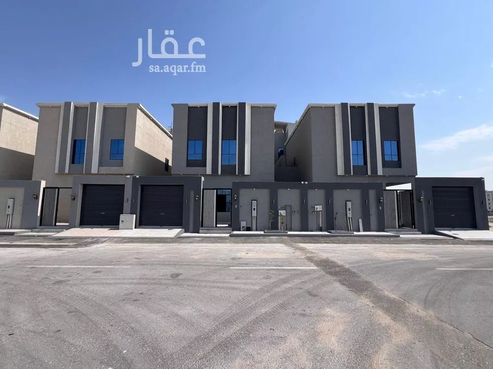 فيلا 9 غرف في الشعلة 1