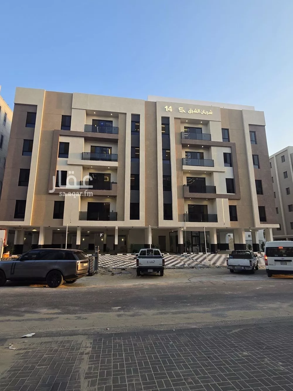 5 bedroom apartment in Al Hamra 1