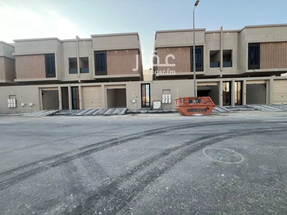 6 bedroom floor in Al Shiraa 1