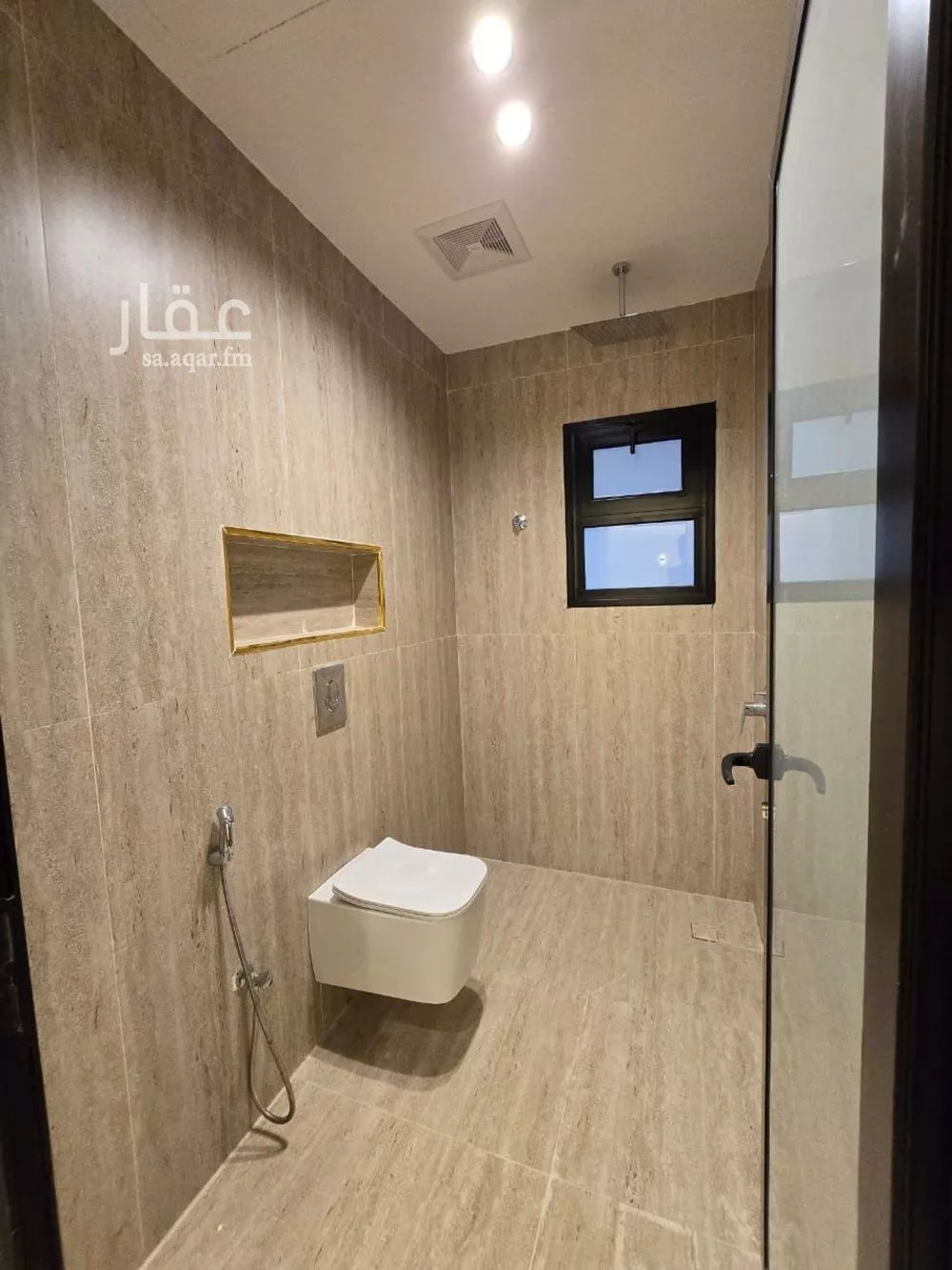 شقة 5 غرف في الشعلة 5