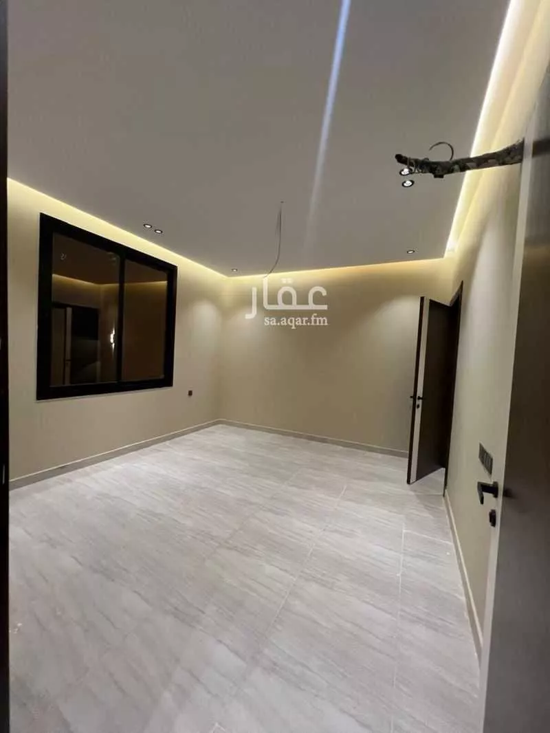 شقة 4 غرف في النعيم 3