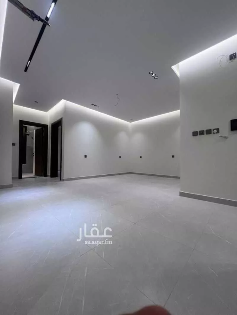 شقة 4 غرف في الروضة 1